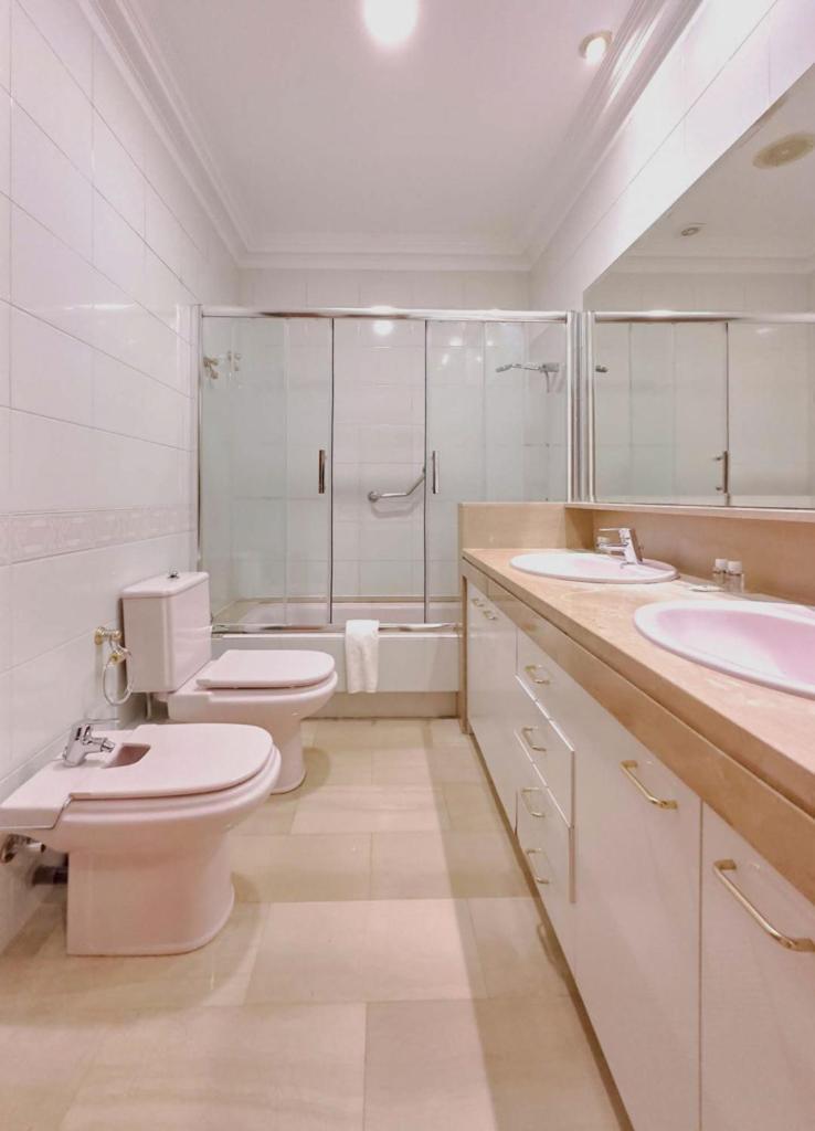 Stay U-Nique House Torre Damians Барселона Екстериор снимка